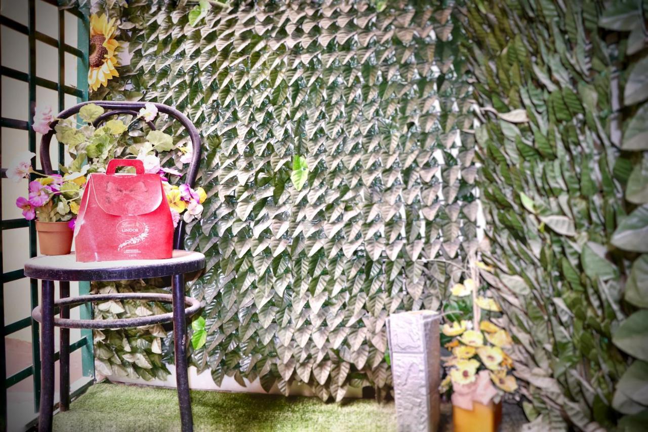 House Relax Apartment Centro Di Napoli Exterior foto